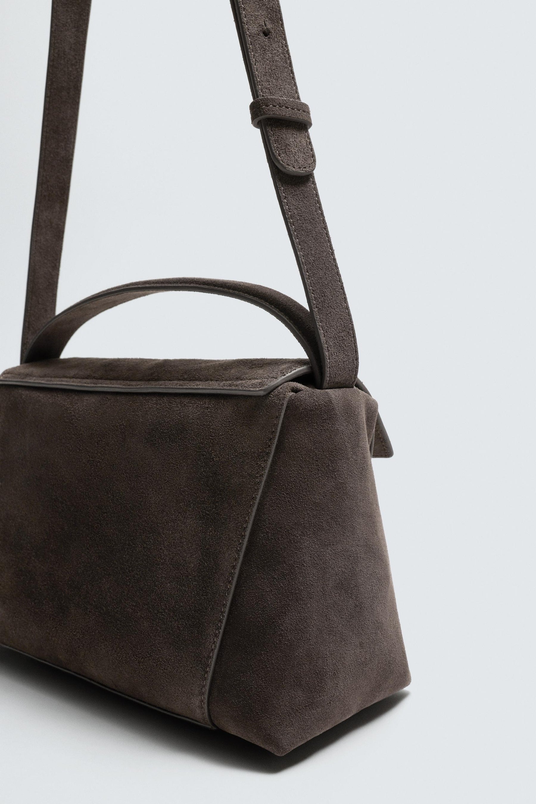 LEATHER CROSSBODY BAG M LIMITED EDITION