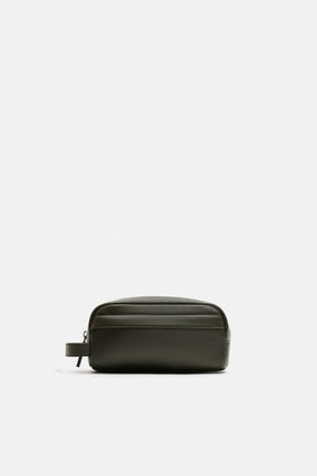 PLAIN TOILETRY BAG