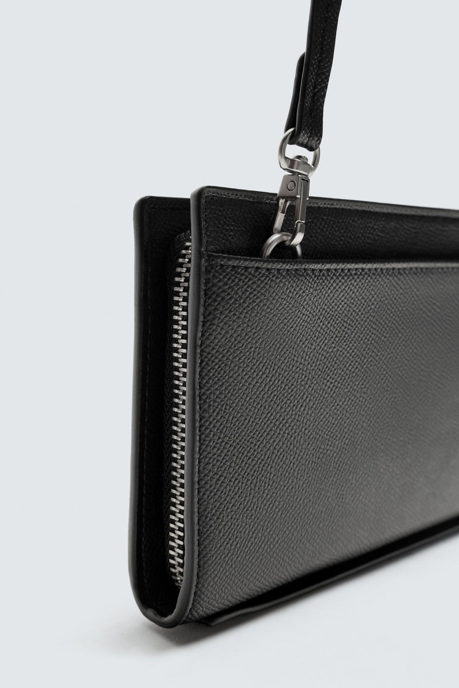 EMBOSSED XL WALLET