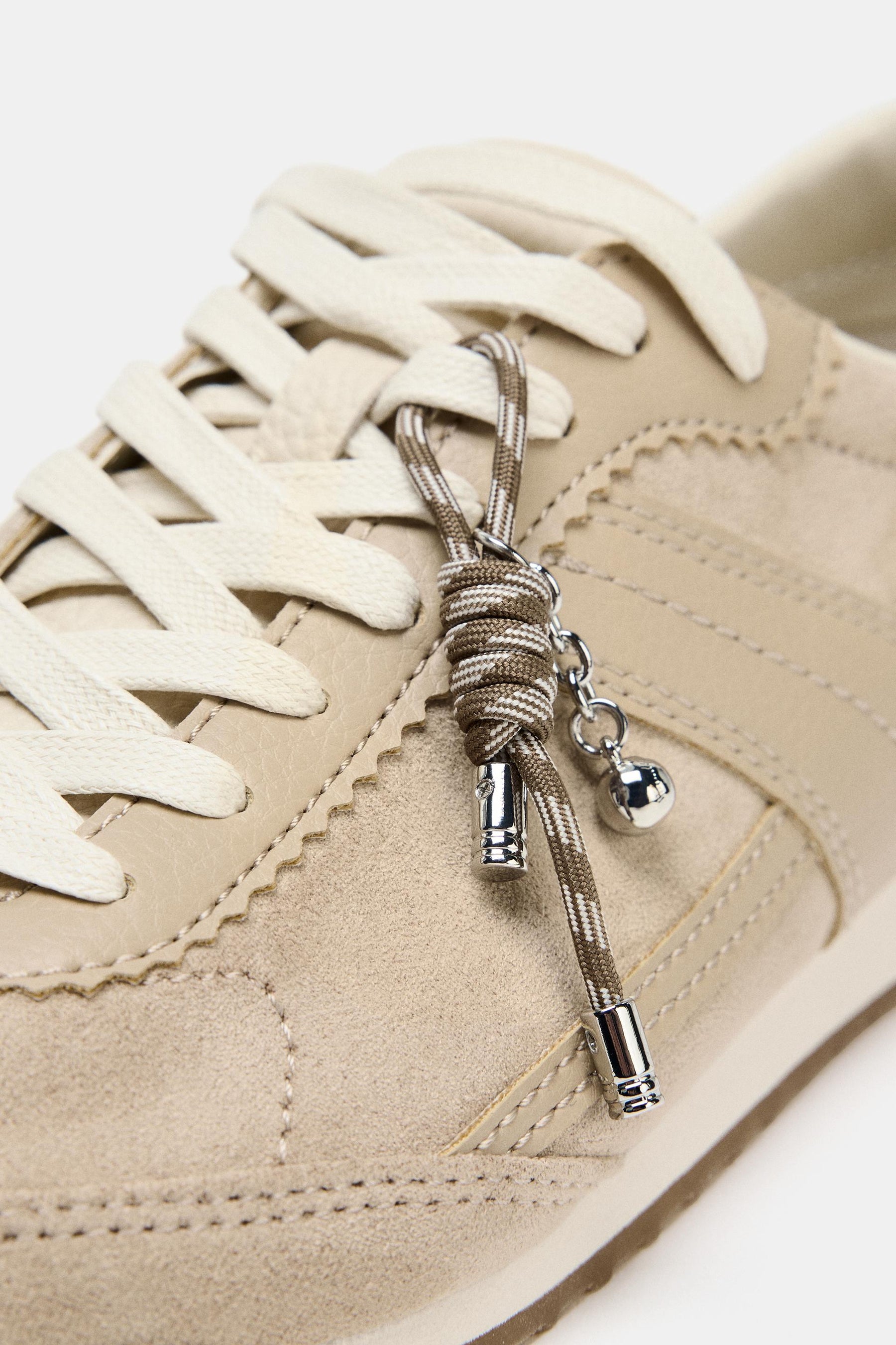 RUNNING TRAINERS