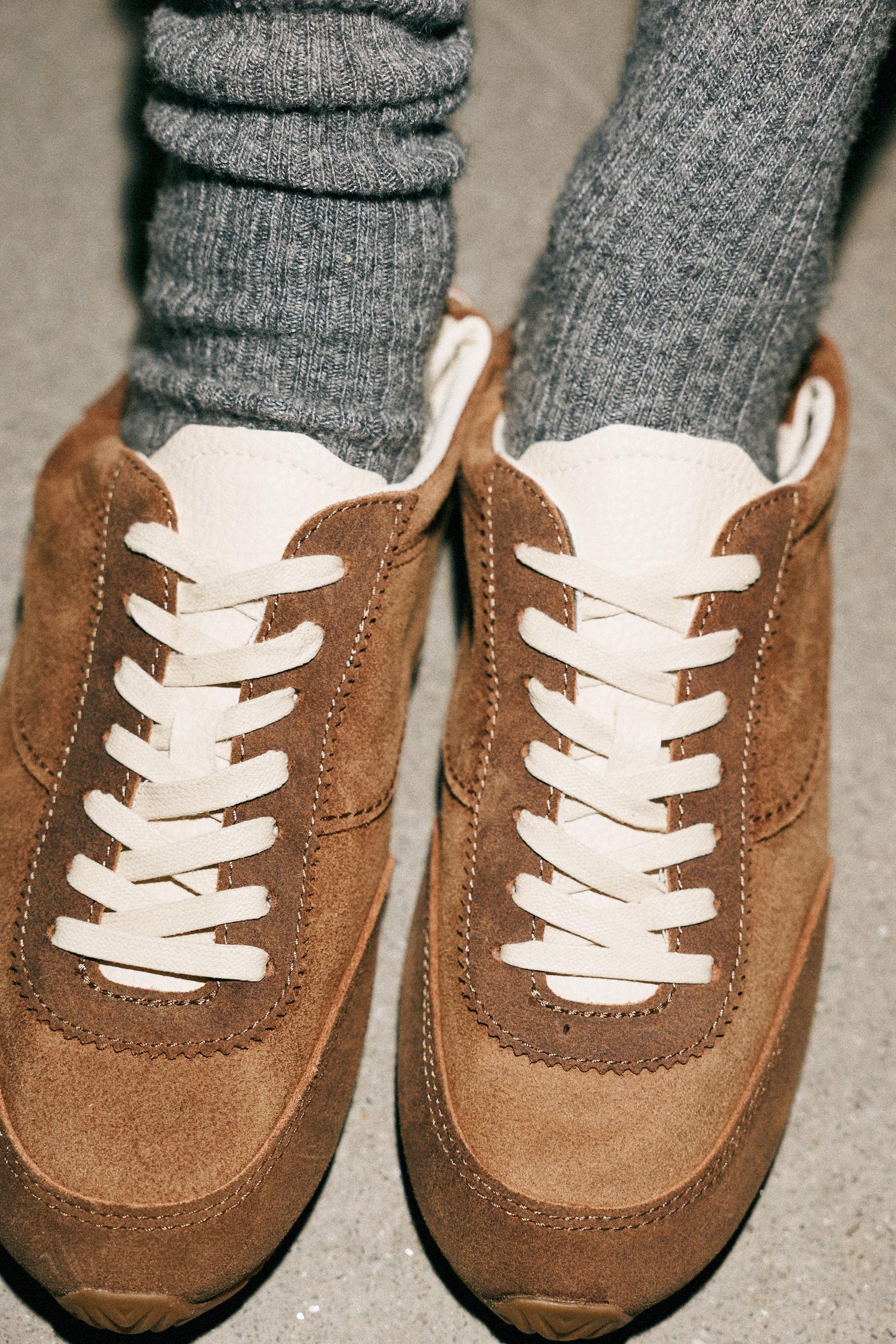 LEATHER TRAINERS