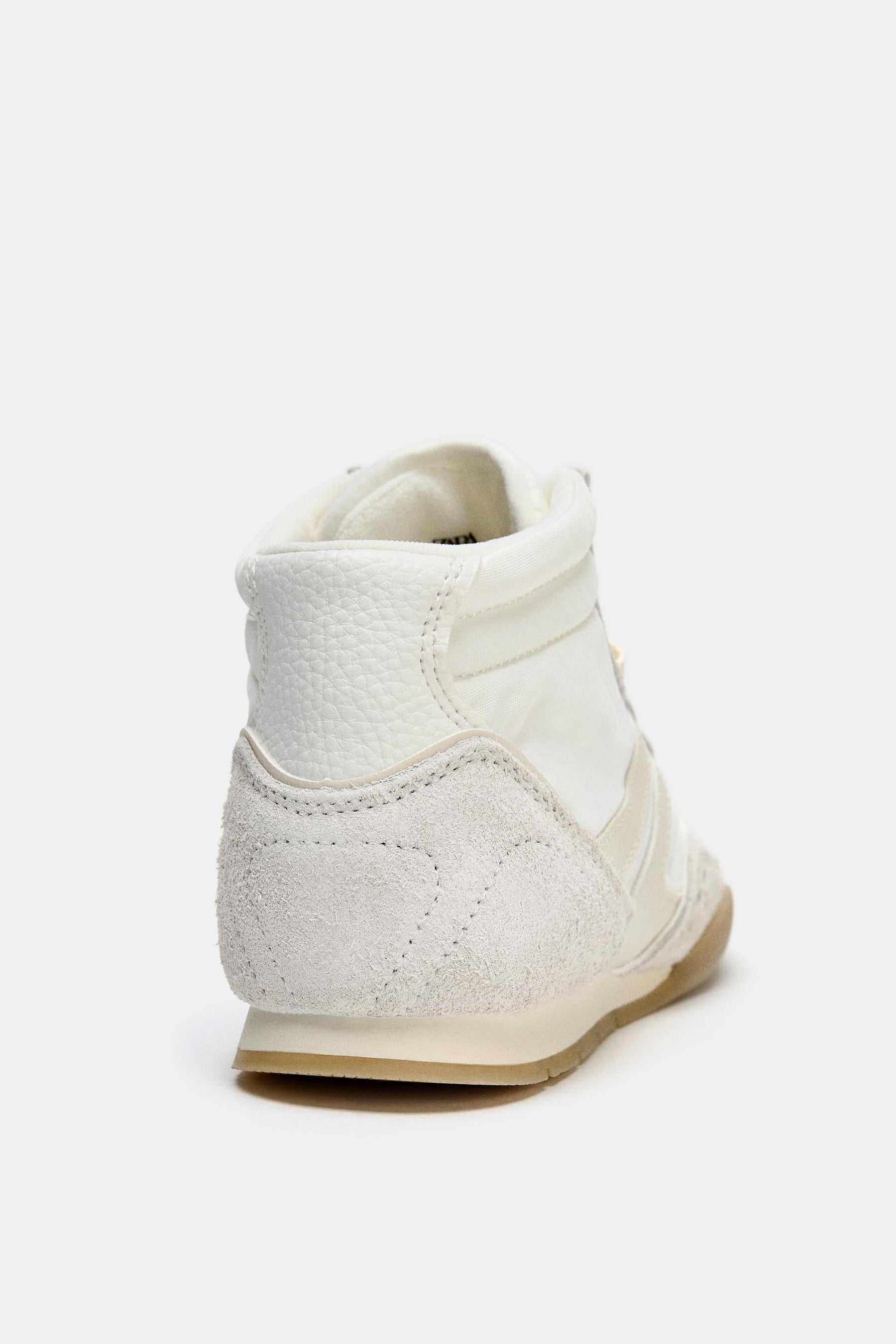 HIGH-TOP SNEAKERS