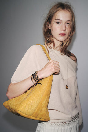 GEFLOCHTENE WILDLEDERTASCHE