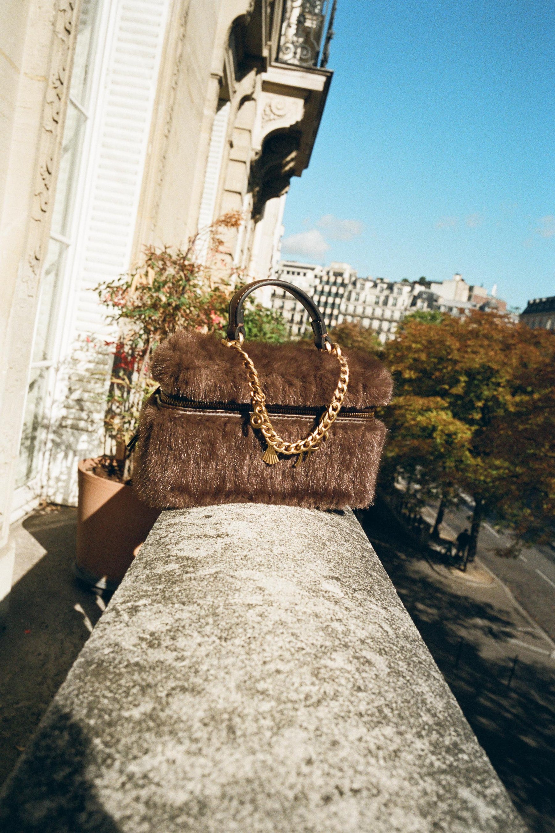 FAUX FUR HANDBAG