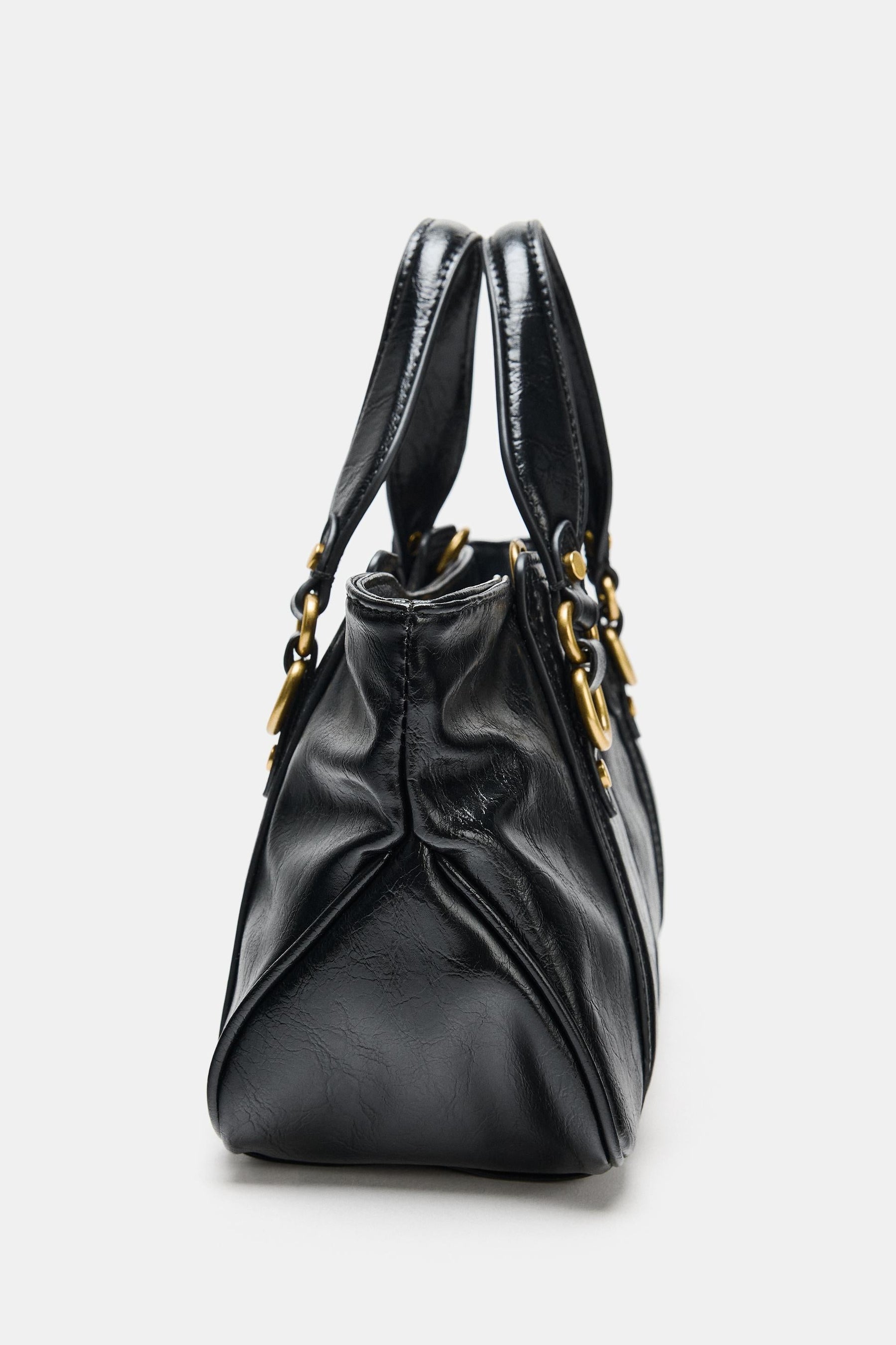 HANDTASCHE MIT METALLDETAILS