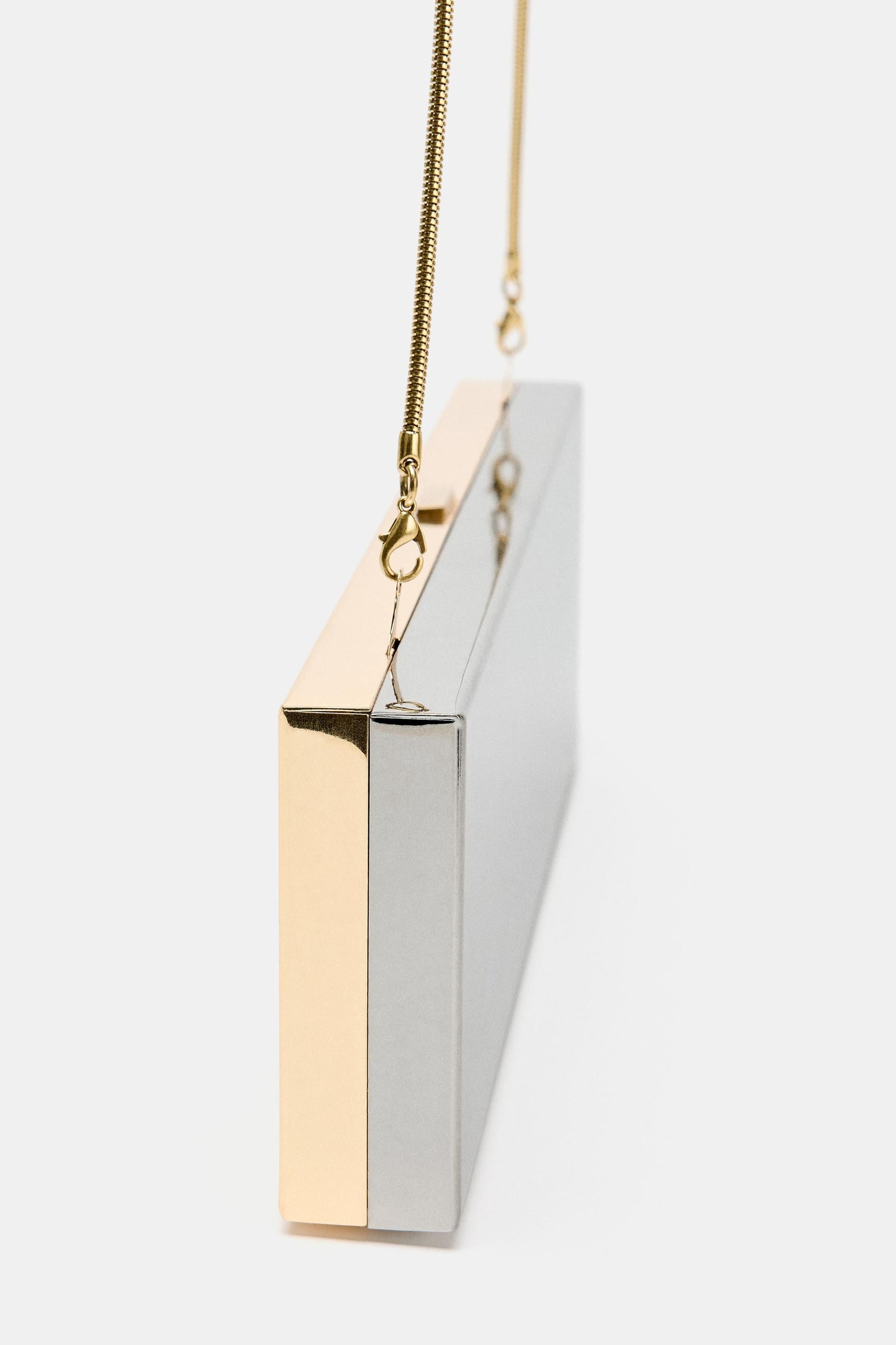 METALLIC CLUTCH